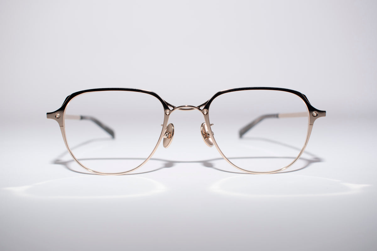 MR.GENTLEMAN LARRY A 49 – メガネ 補聴器のイシガミ ～プロショップ～